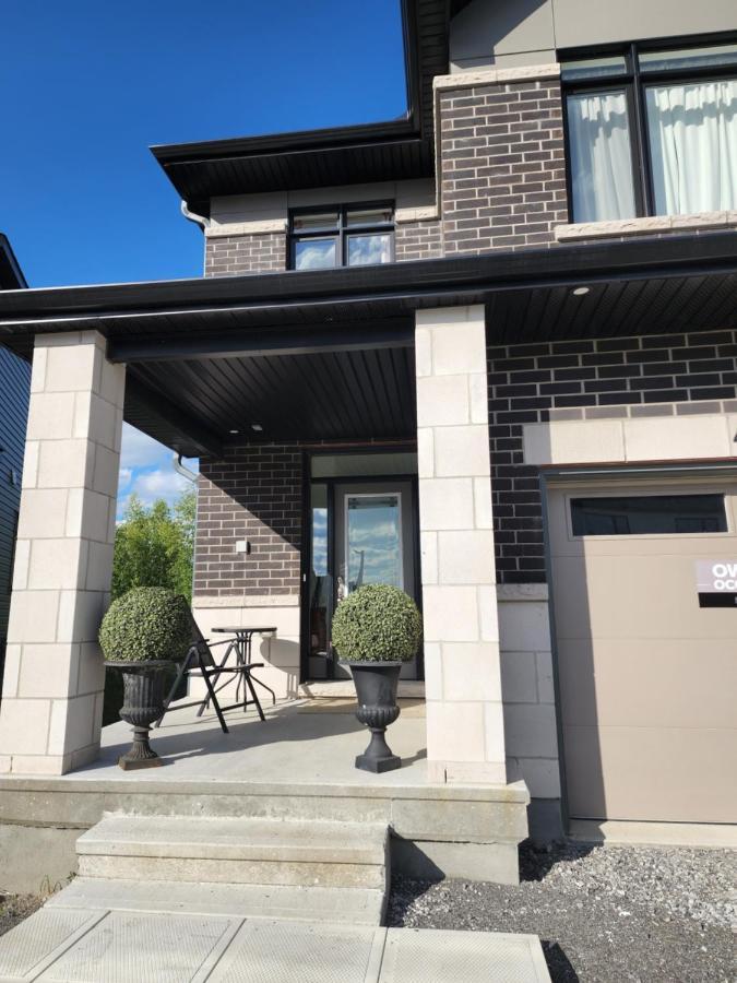 Place You Can Call Home !!! Near Ottawa Airport Bagian luar foto